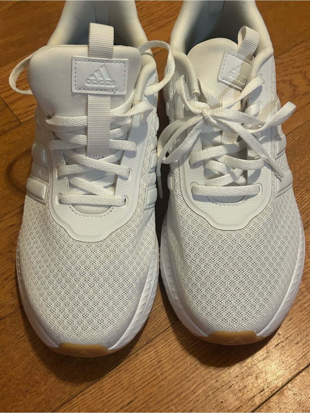 adidas woman’s White Mesh Athletic Sneakers. Size 8.5